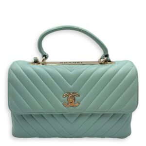 Trendy CC Blue Shoulder Bag in Lambskin, Gold hardware