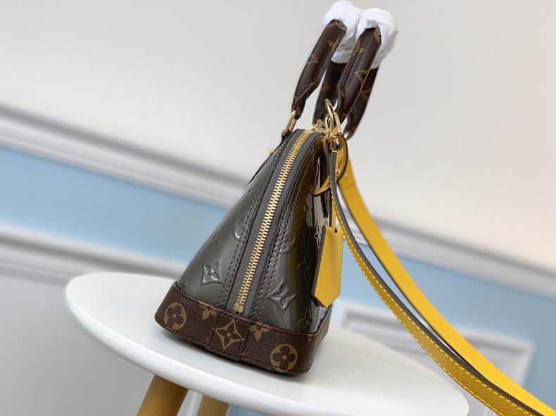 Alma BB Vernis Monogram Taupe Metallise - Image 4