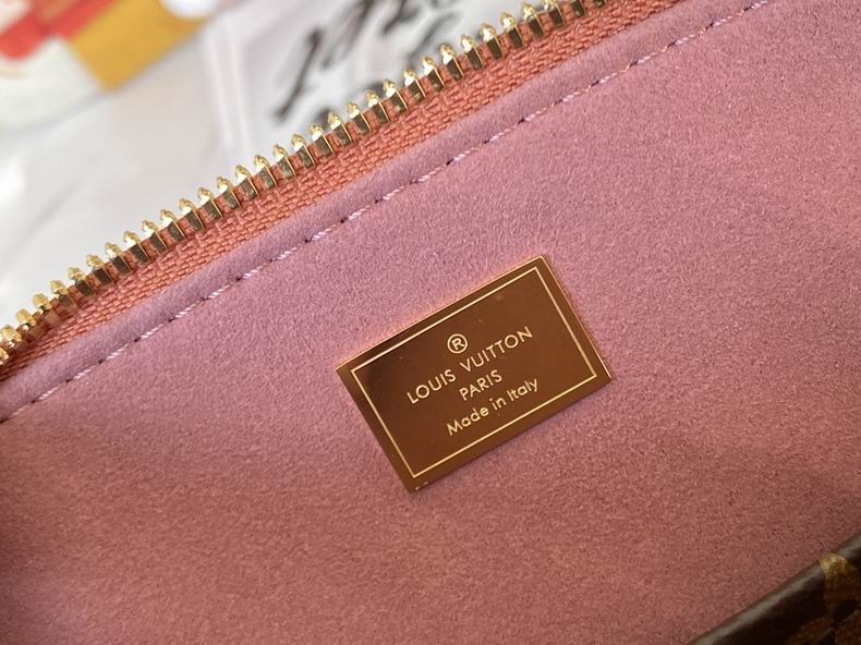 Alma BB Vernis Monogram Rose Pale Metallise - Image 11