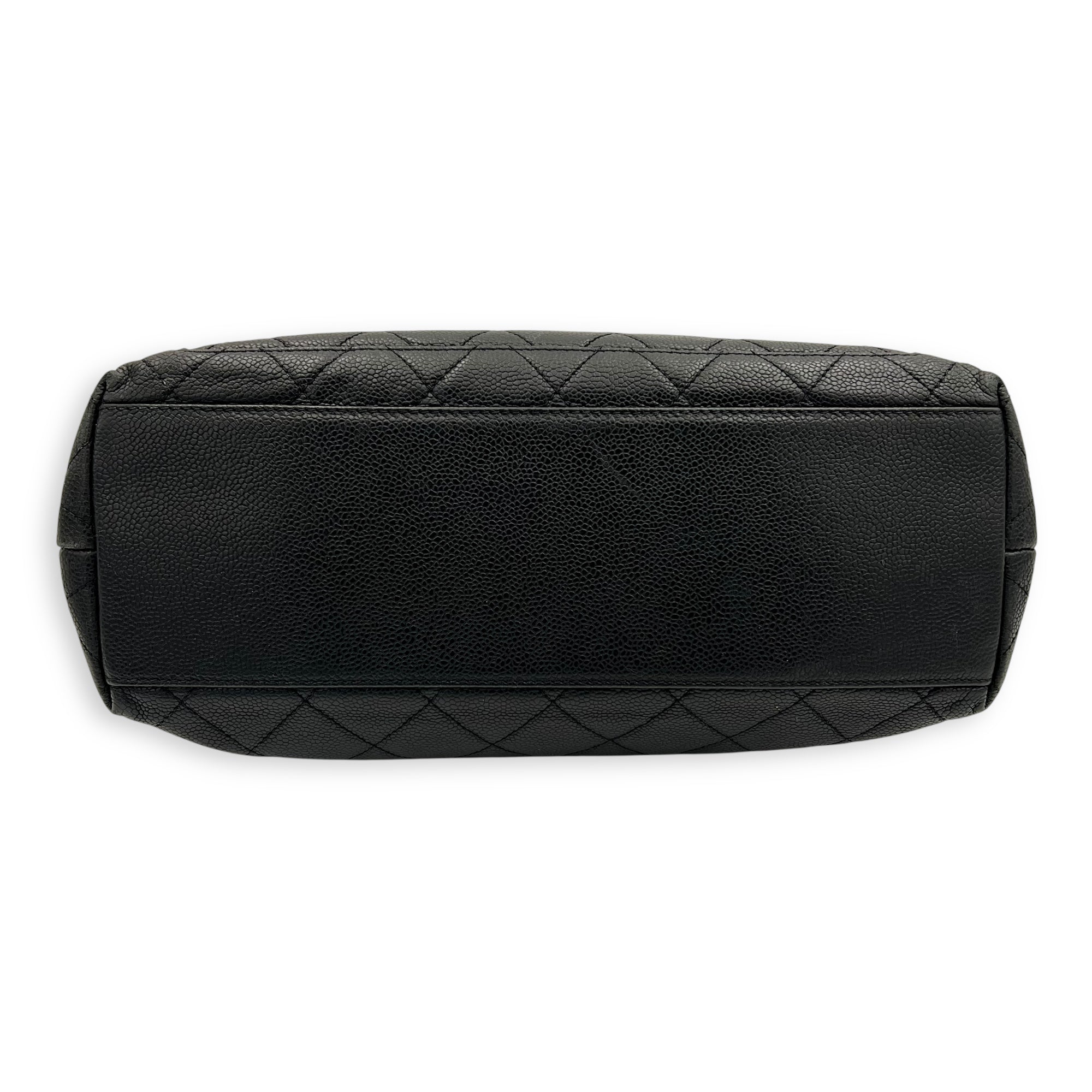 Vintage CC lock Shoulder Bag Black in Caviar Leather, Gold hardware - Image 6