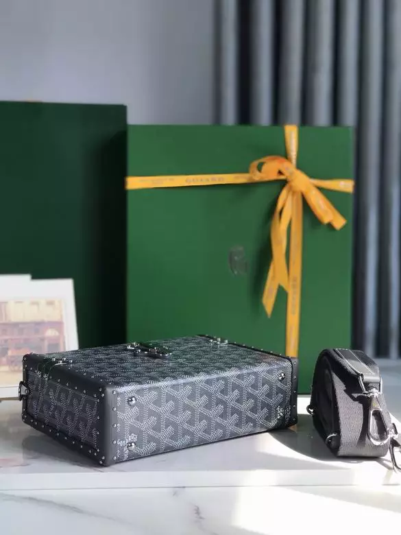 Goyard Cassette Trunk Bag - Repbags.ru - Image 8