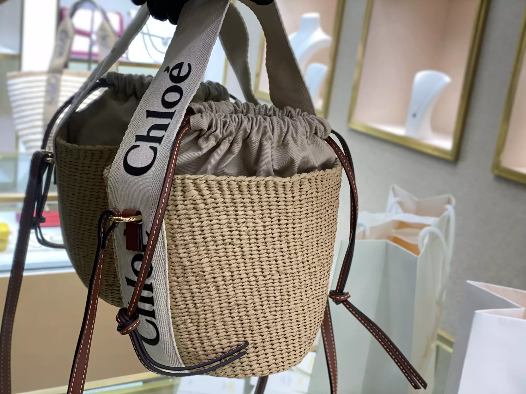 Chloe Small Woody Basket in White/Brown - Repbags.ru - Image 4