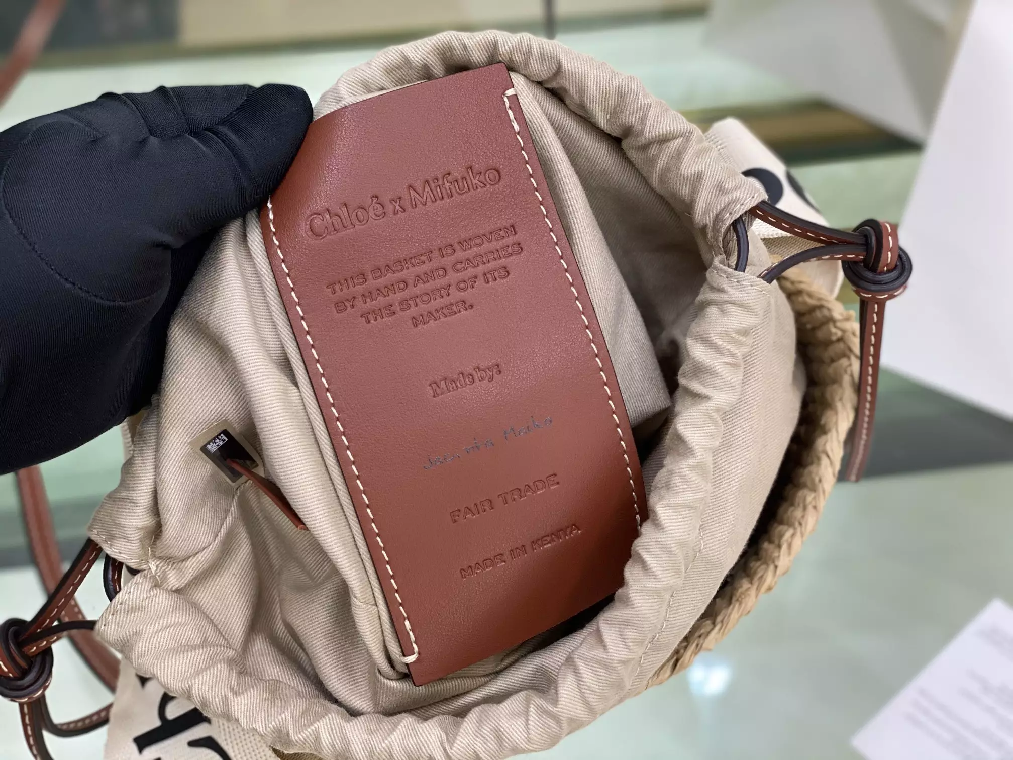 Chloe Small Woody Basket in White/Brown - Repbags.ru - Image 10