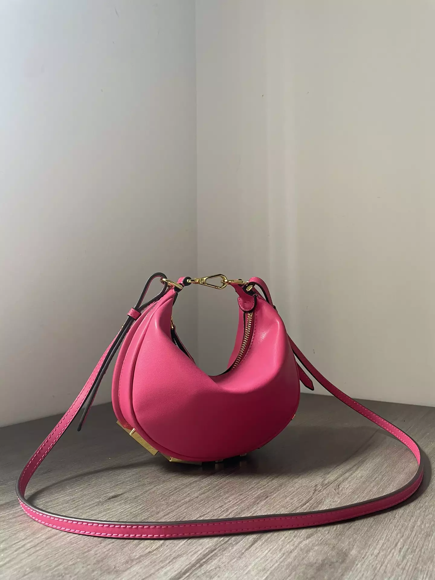 Fendigraphy Mini Fuchsia Leather Bag - Repbags.ru - Image 4