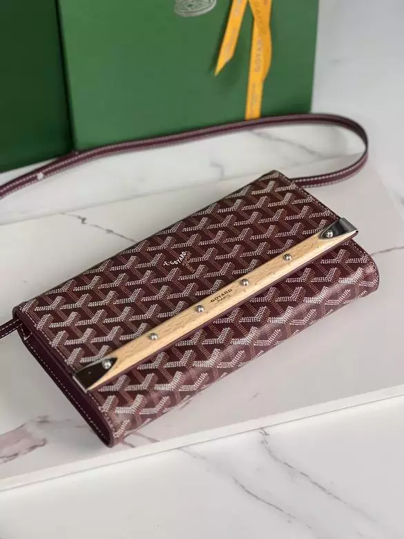 Goyard Monte-Carlo PM Clutch - Repbags.ru - Image 7