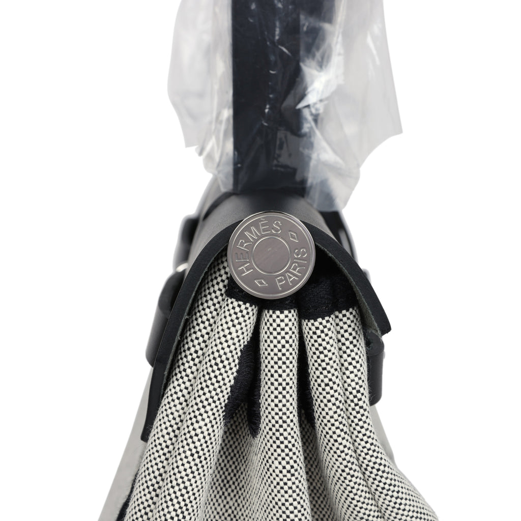 Hermes Herbag Zip 31 PM Hobnailed Black and Ecru Printed H Plume Canvas and Vache Hunter Palladium Hardware - Image 10