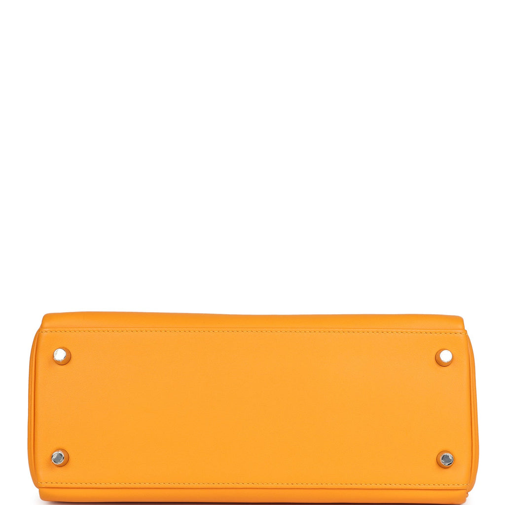 Hermes Special Order (HSS) Kelly Retourne 28 Jaune D'Or Swift Brushed Palladium Hardware - Image 7