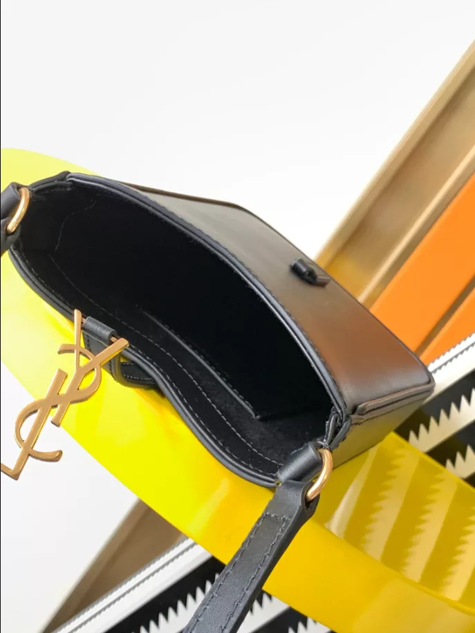 LE 5 À 7 Vertical in Smooth Leather bag - Image 7