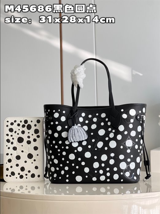 LV x YK Neverfull MM Tote Bag - Image 3