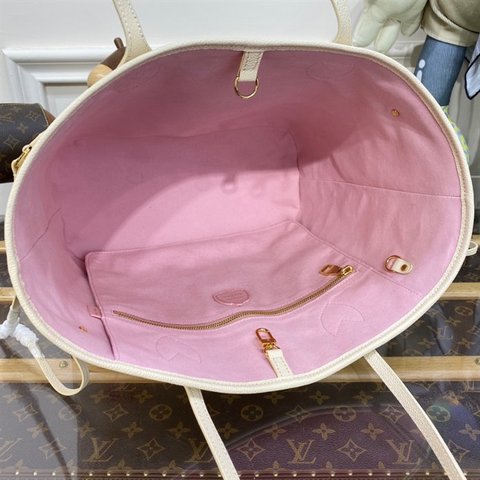 LV x YK Neverfull MM Tote Bag - Image 9