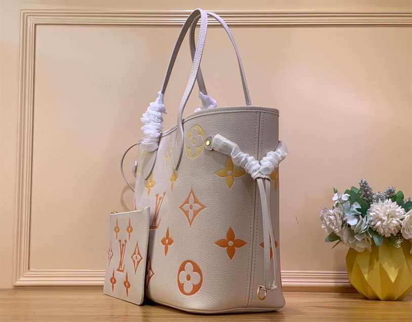 Louis Vuitton Neverfull MM Tote Bag - Image 7