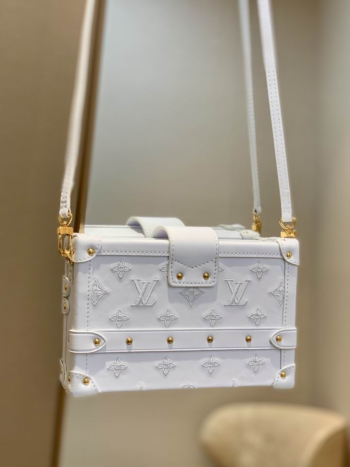 Louis Vuitton Petite Malle White Monogram - Image 5