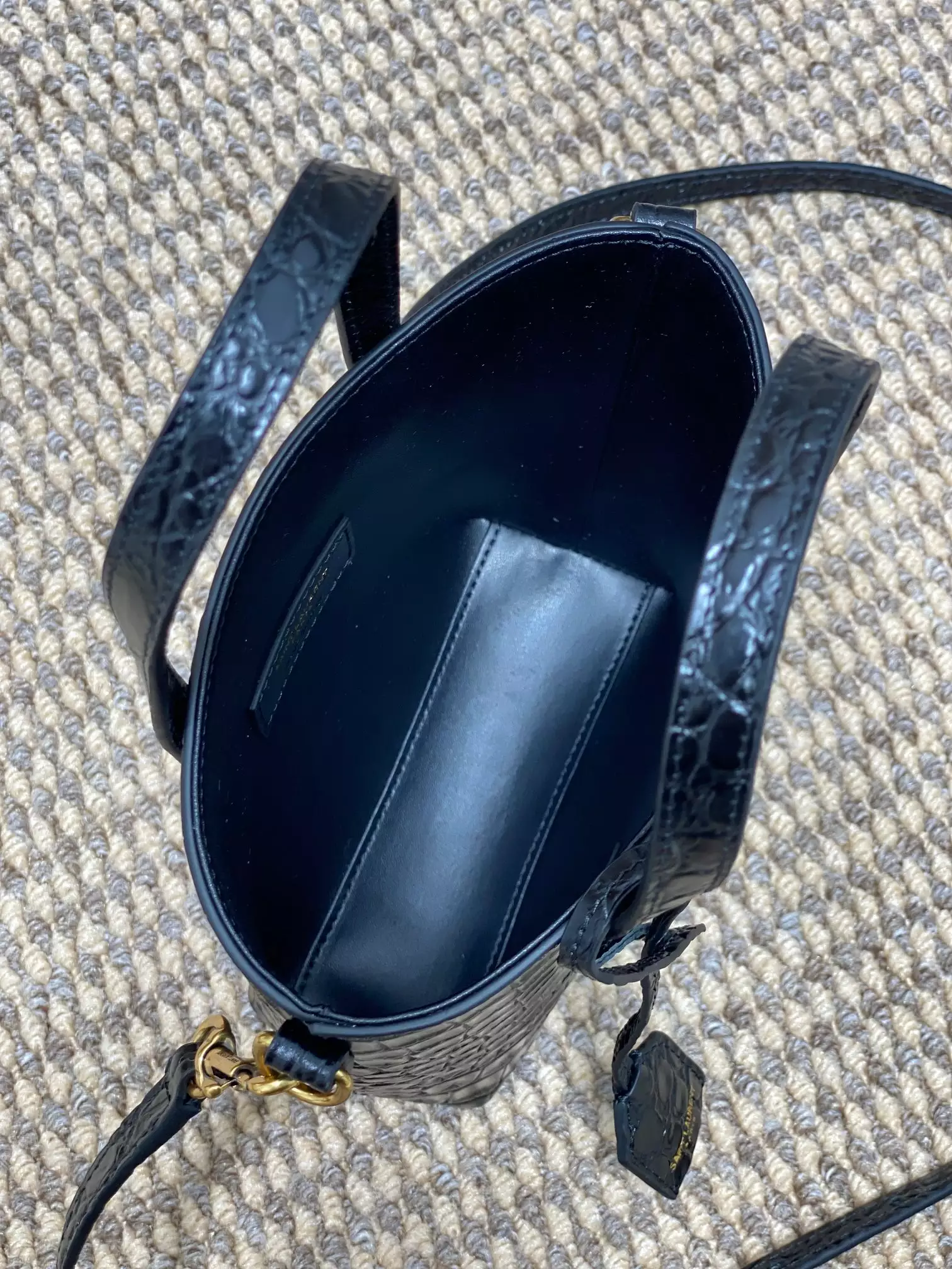 Mini Toy Shopping Saint Laurent in Crocodile-Embossed Leather - Image 10