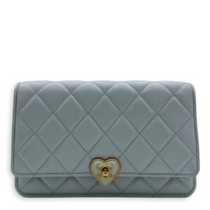 CC Wallet On Chain Blue in Lambskin, Gold hardware