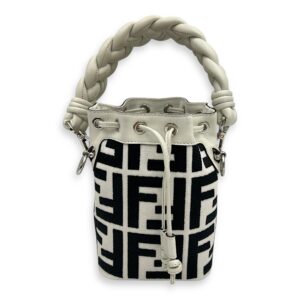 Mon Tresor White Bucket Bag in Canvas, Silver hardware