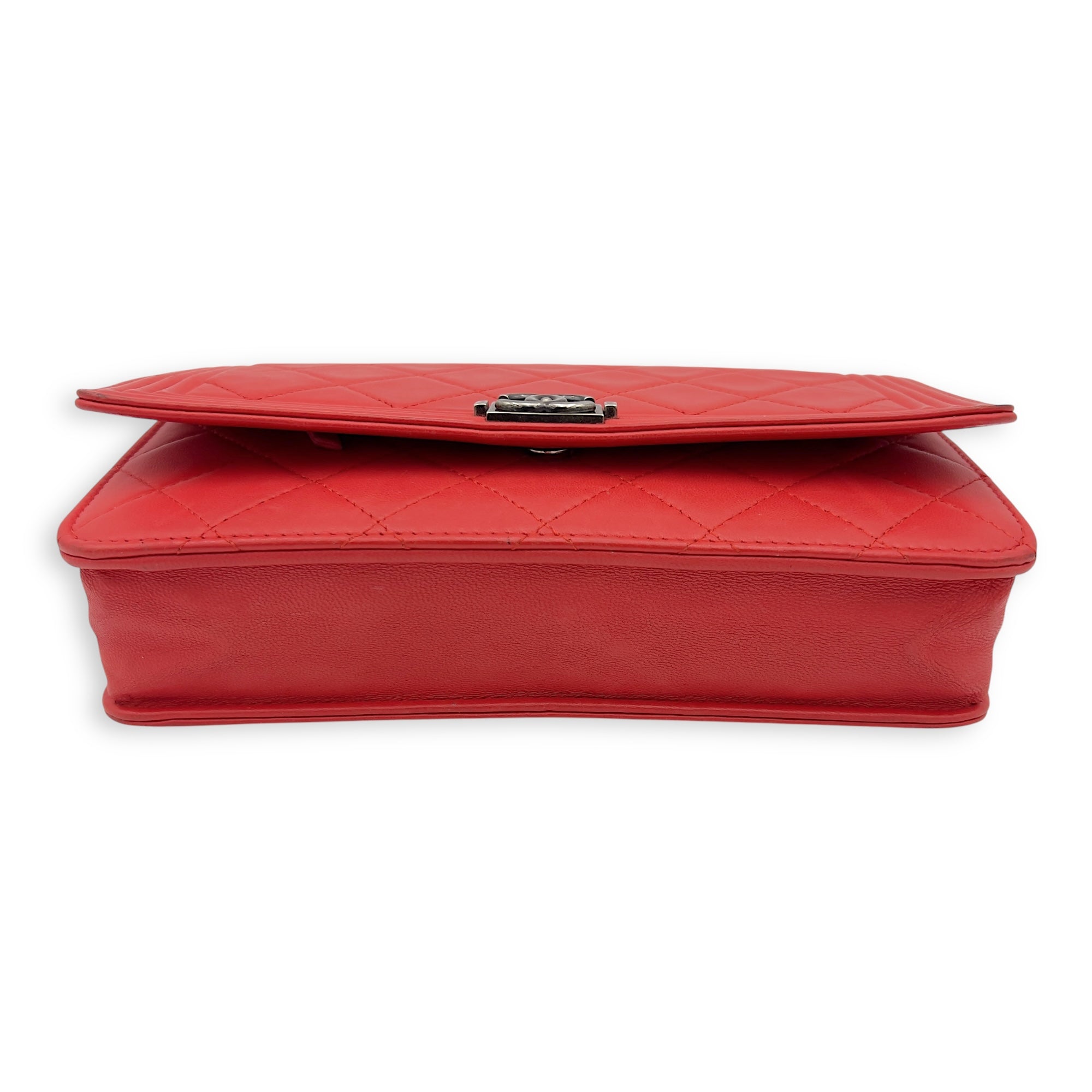 Boy Wallet On Chain Red in Calfskin, Ruthenium hardware - Image 7
