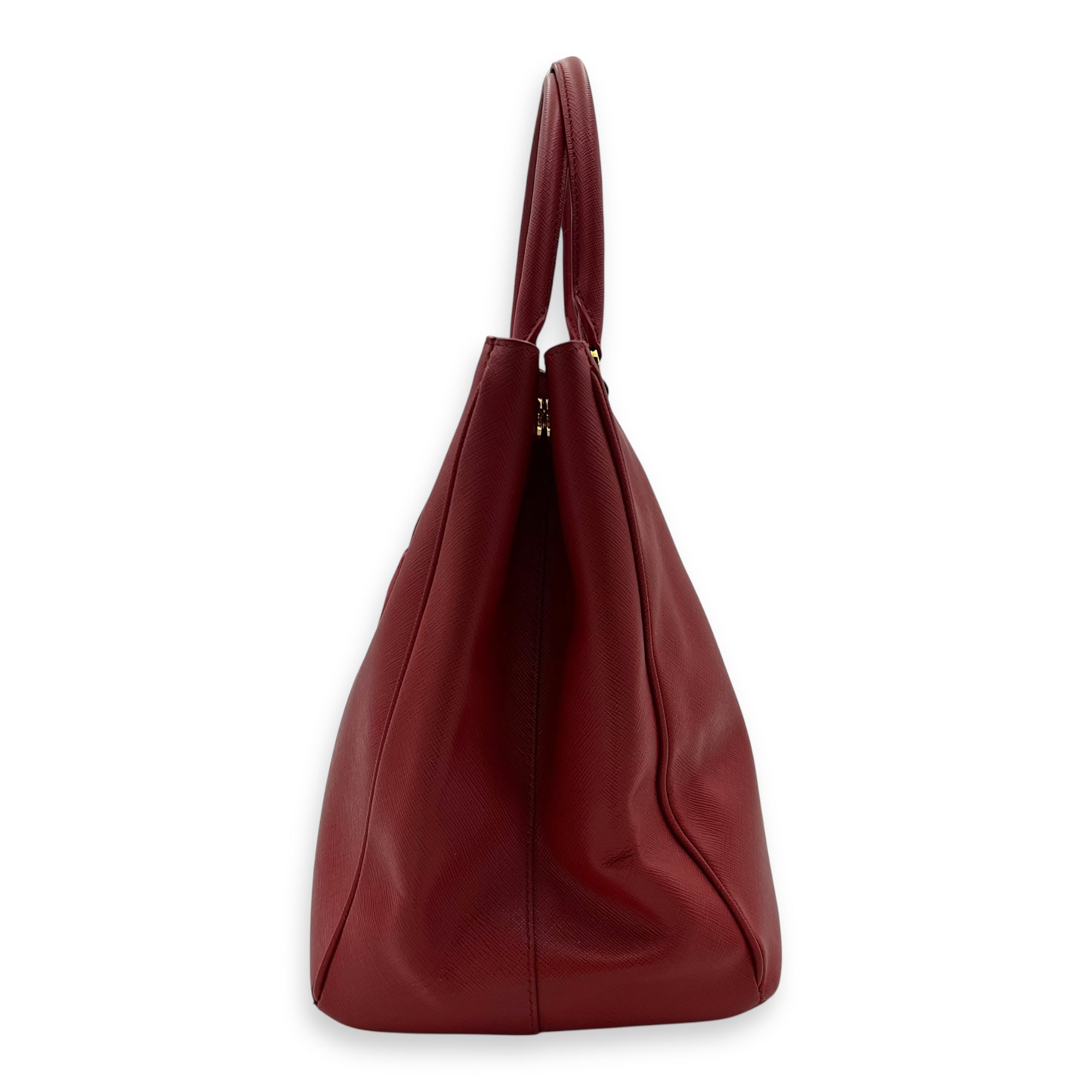 Galleria Top Handle Bag Red in Saffiano Leather, Gold hardware - Image 4