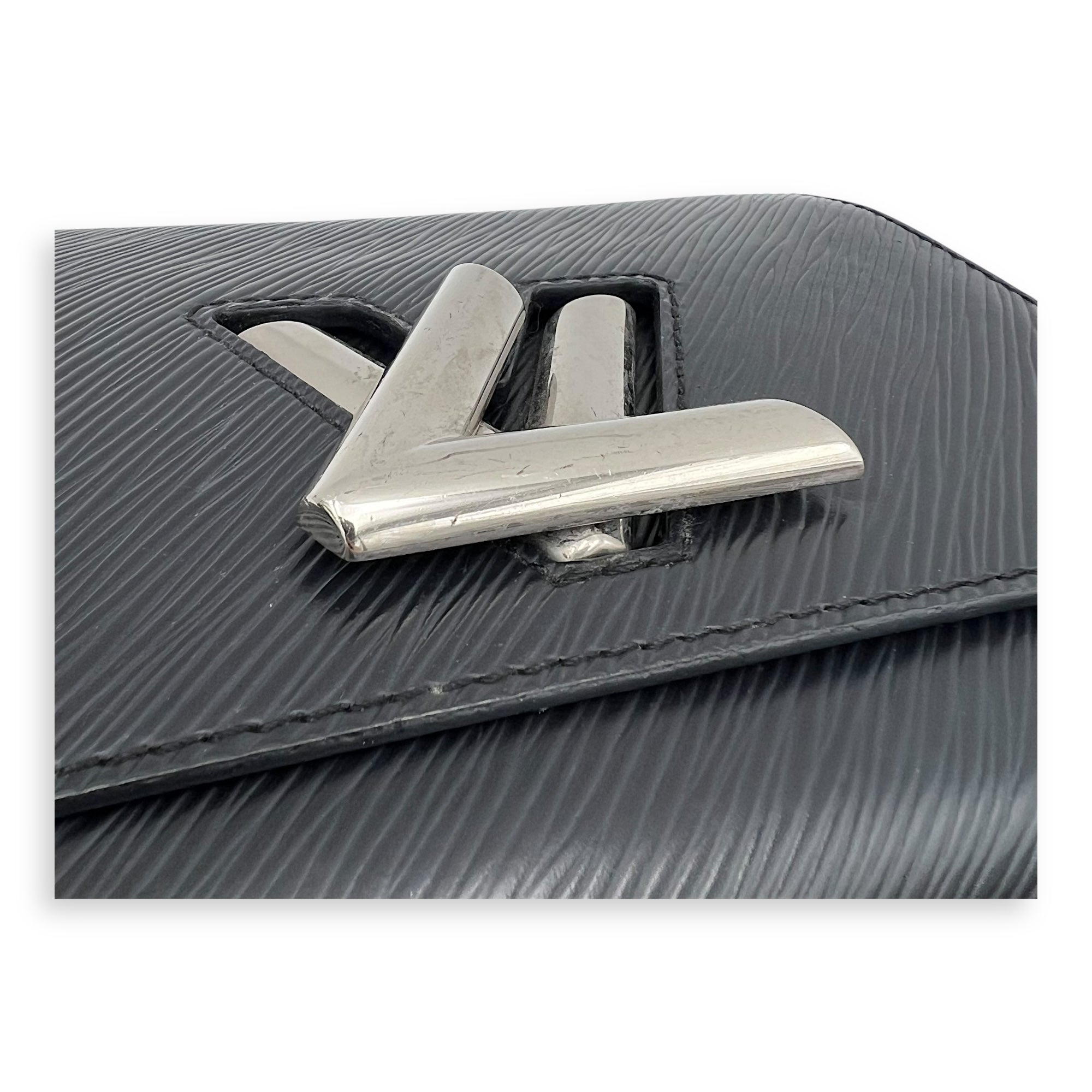 Twist PM Crossbody bag in Epi leather, Silver Hardware - Image 8