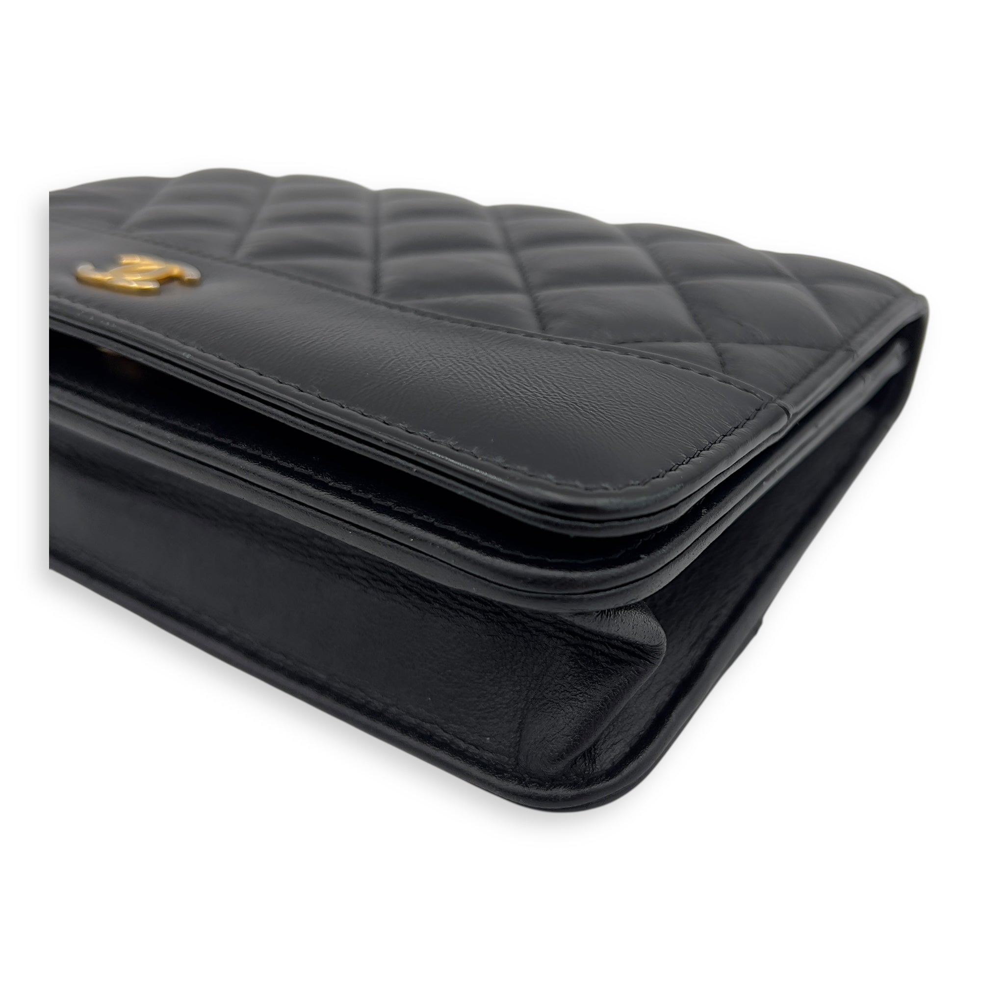 Gabrielle Wallet On Chain Black in Calfskin, Gold hardware - Image 9