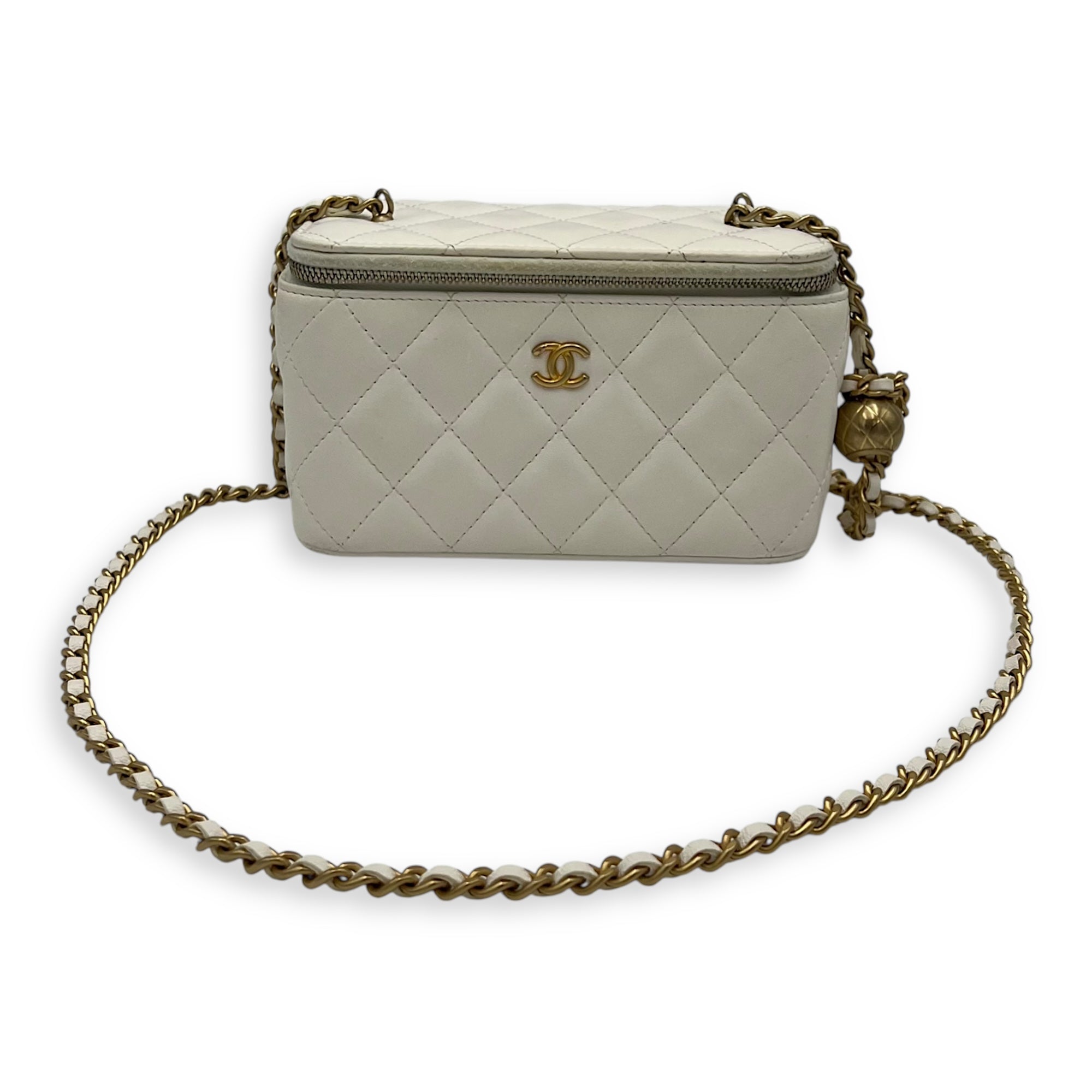 Pearl Crush Vanity Bag White in Lambskin, Gold hardware - Image 10
