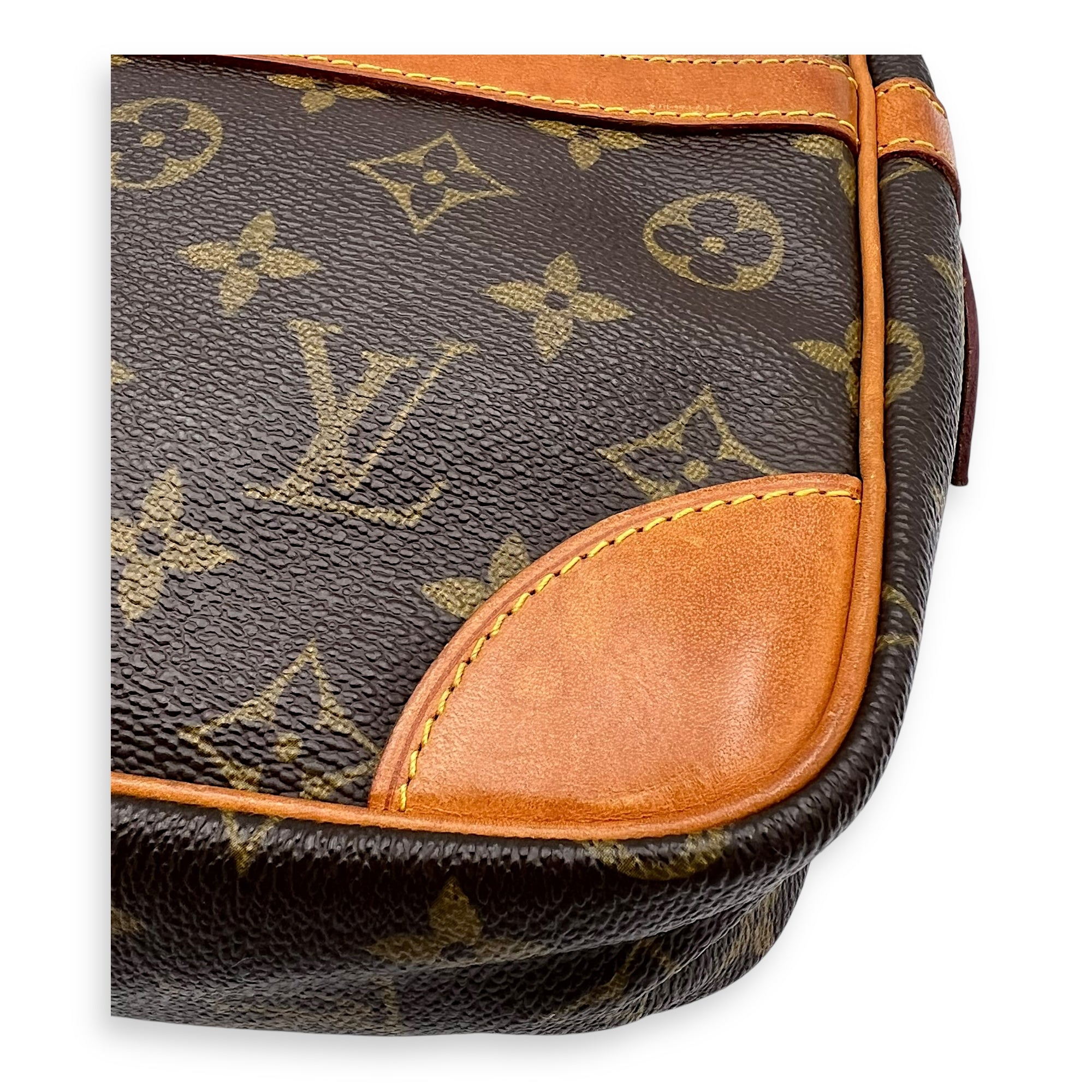 Compiegne Brown Pouch in Monogram Coated Canvas, Gold hardware - Image 11