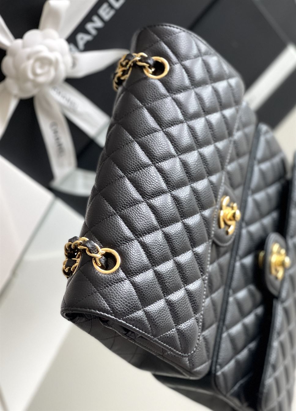 Quilted Caviar Leather Gold-Tone Black - Image 6