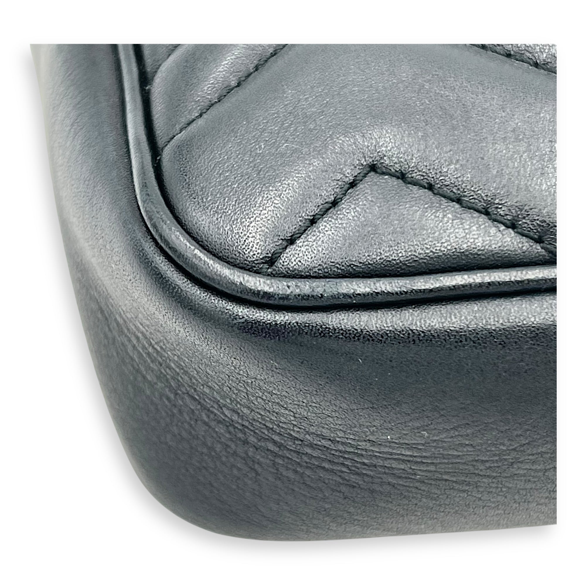 GG Marmont Crossbody Bag Super Mini Black in Calfskin, Gold hardware - Image 9