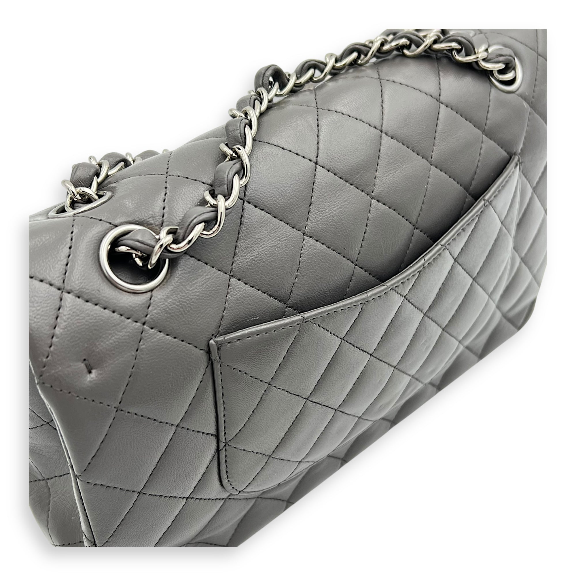 Classic Medium Grey (retouched) Shoulder Bag in Lambskin, Silver hardware - Image 11