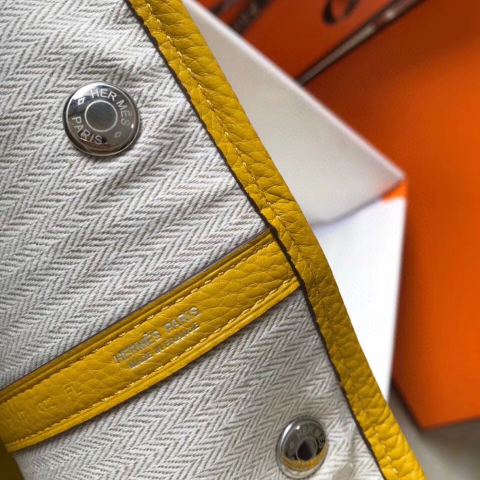 Hermes Garden Party 30 Bag In Yellow Taurillon Leather - Image 8