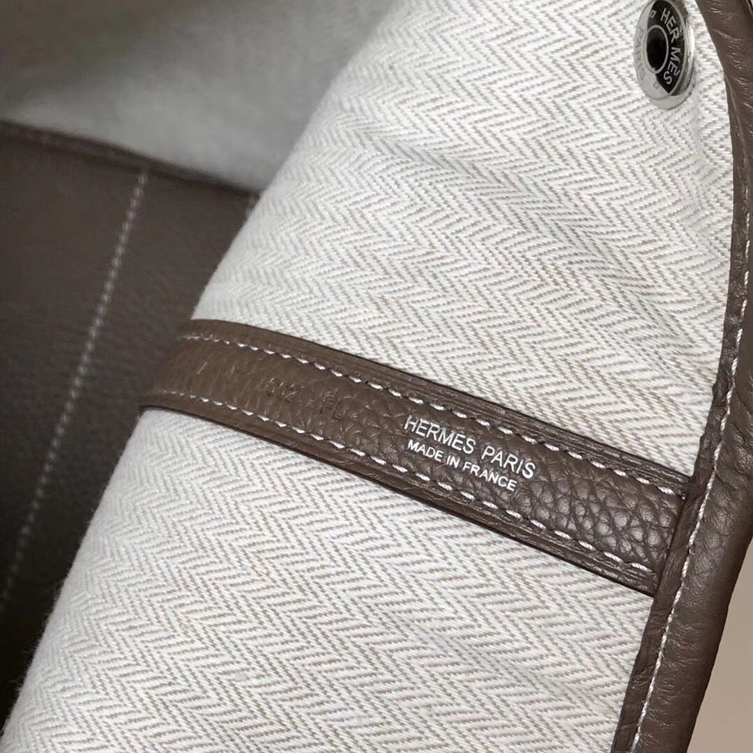 Hermes Garden Party 36 Bag In Taupe Clemence Leather - Image 6