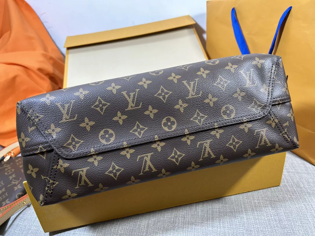 Louis Vuitton Atlantis GM in Coated Canvas with Gold-tone - Image 11