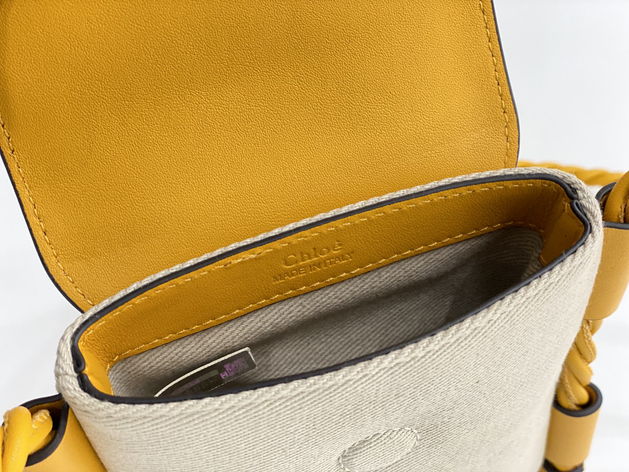 Chloé Key Phone Pouch in Yellow - Replicabags.is - Image 8