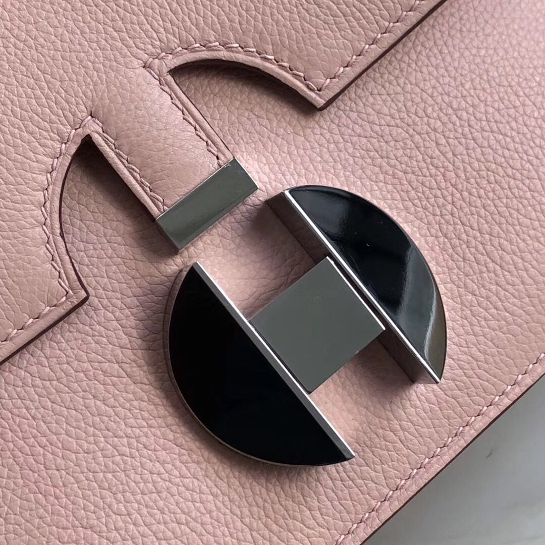 Hermes 2002 20cm Bag In Rose Sakura Evercolor Calfskin - Image 7