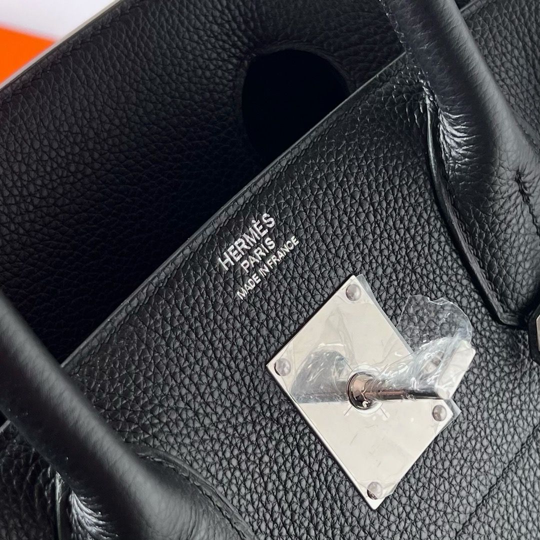 Hermes HAC Birkin 40 Handmade Bag in Black Clemence Leather - Image 7
