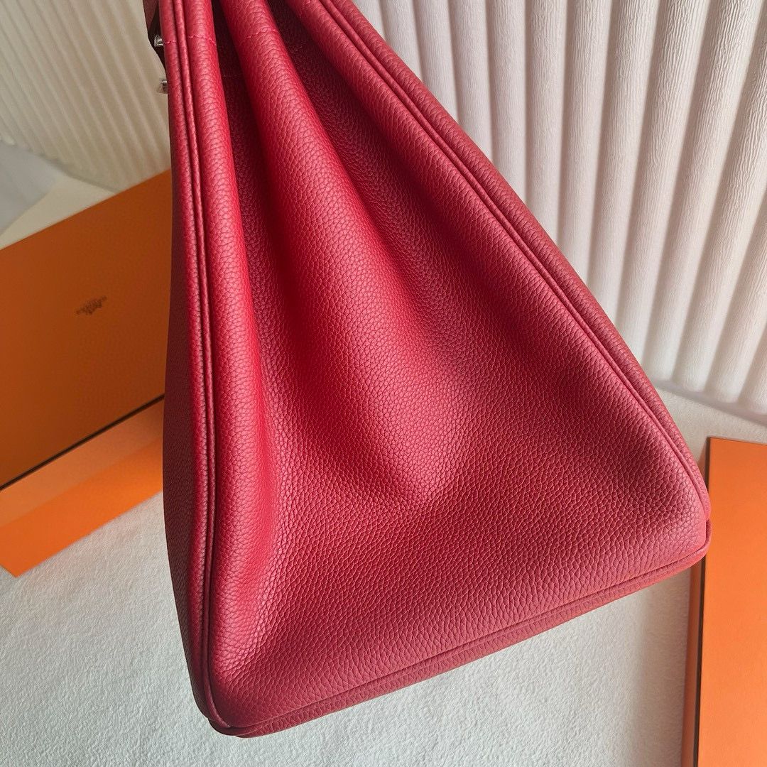 Hermes HAC Birkin 40 Handmade Bag in Red Clemence Leather - Image 6