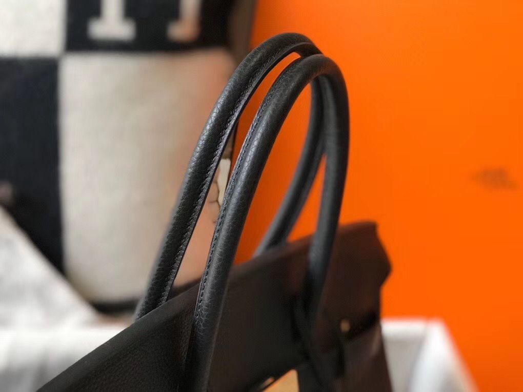Hermes Birkin 35cm Bag In Black Clemence Leather GHW - Image 4