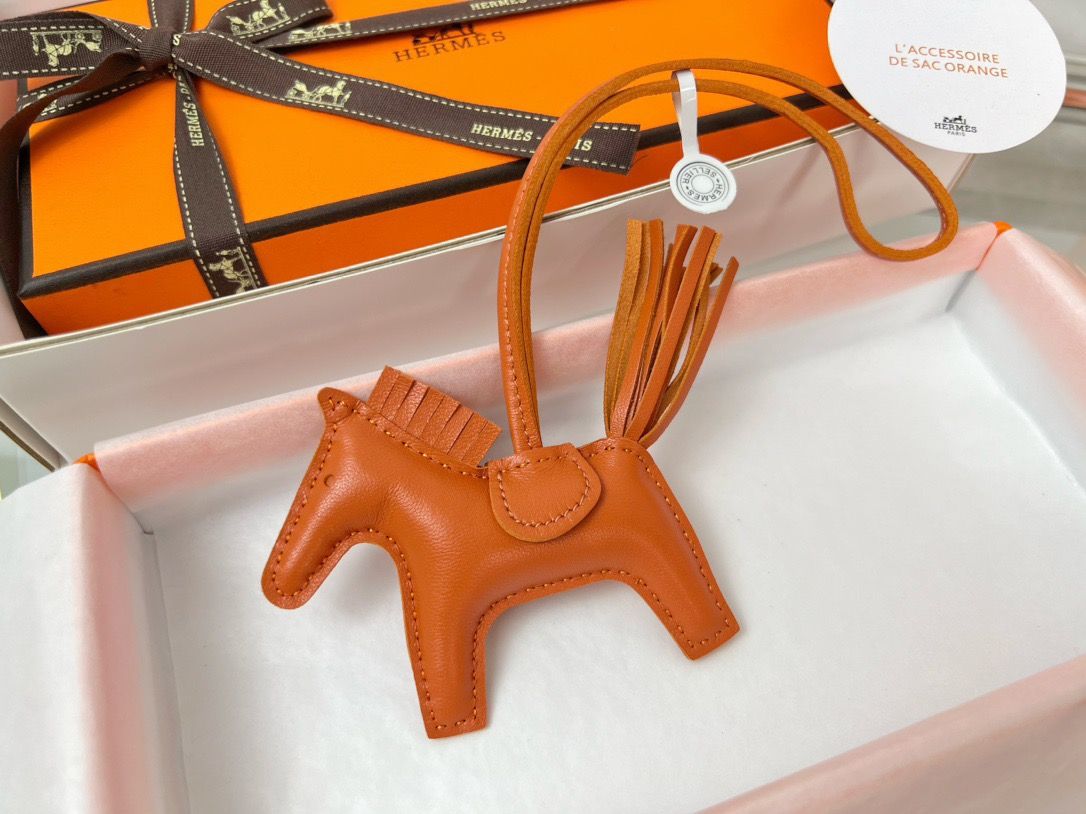 Hermes Rodeo PM Bag Charm in Orange Milo Lambskin - Image 5