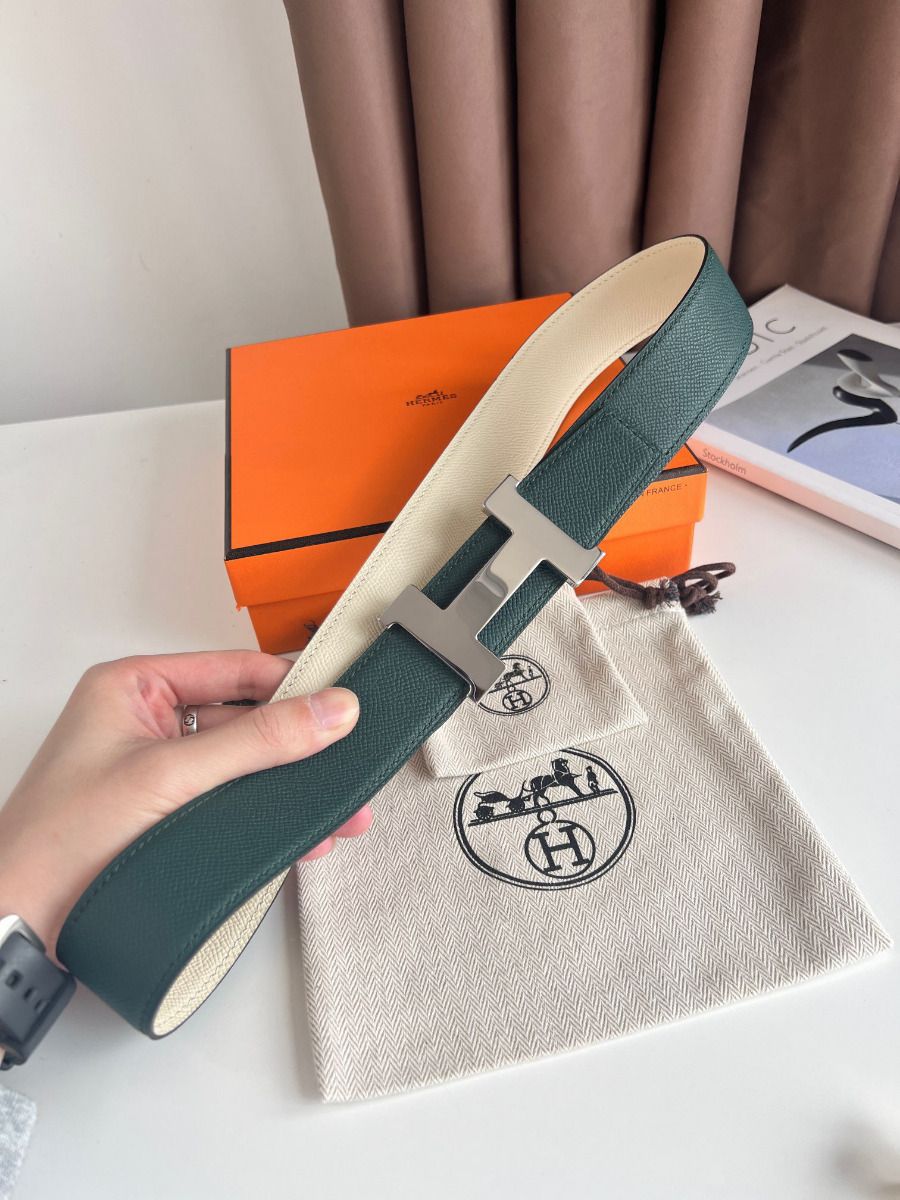 Hermes Constance Reversible Belt 38MM in Green and Craie Epsom Calfskin - Image 4