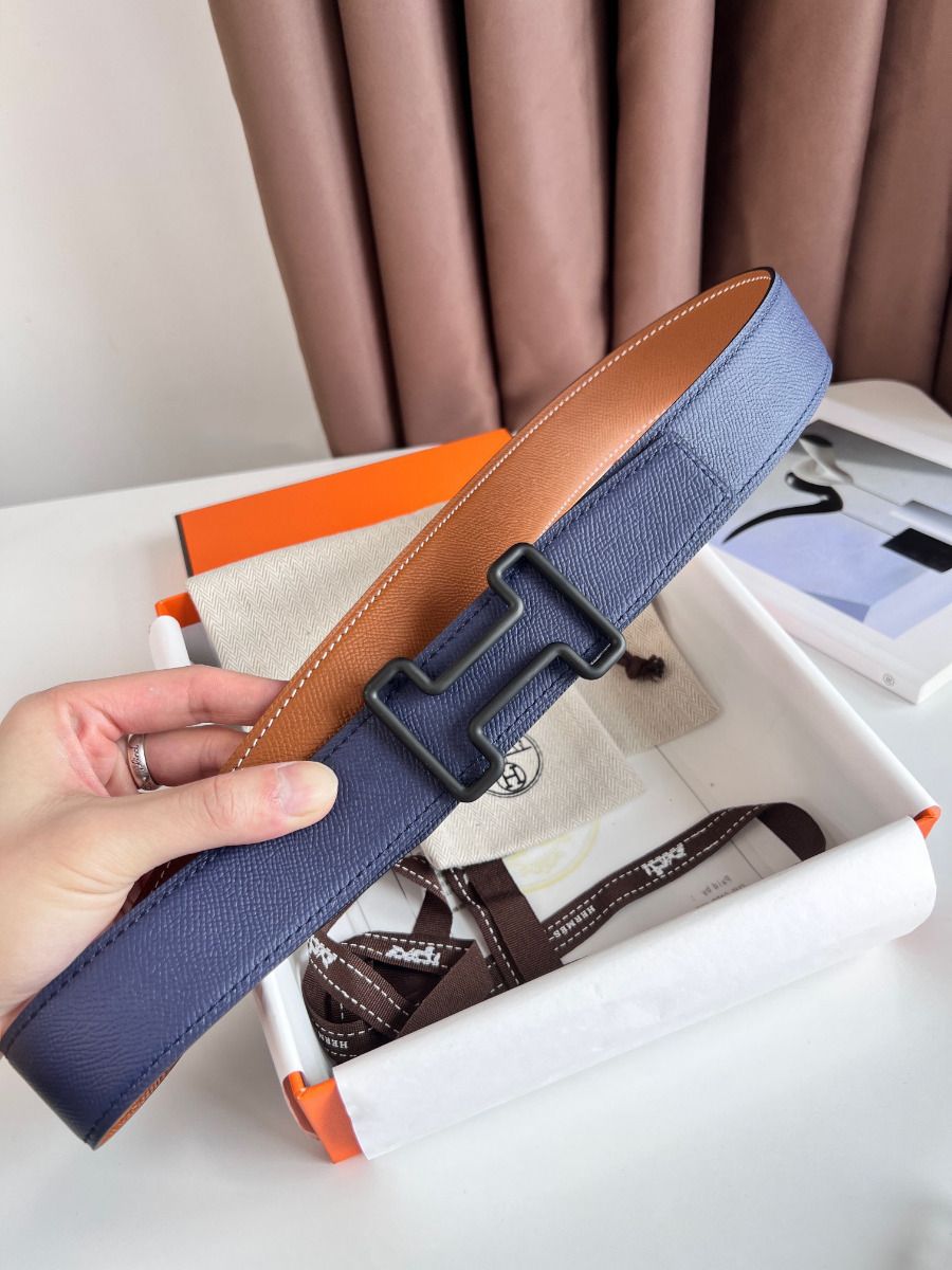 Hermes Tonight Reversible Matte Belt 38MM in Blue and Gold Epsom Calfskin - Image 5