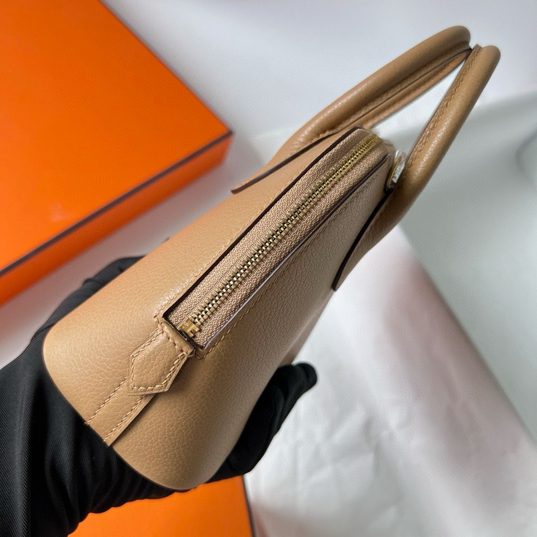 Hermes Bolide 1923 Mini Handmade Bag in Chai Chevre Mysore Goatskin - Image 6