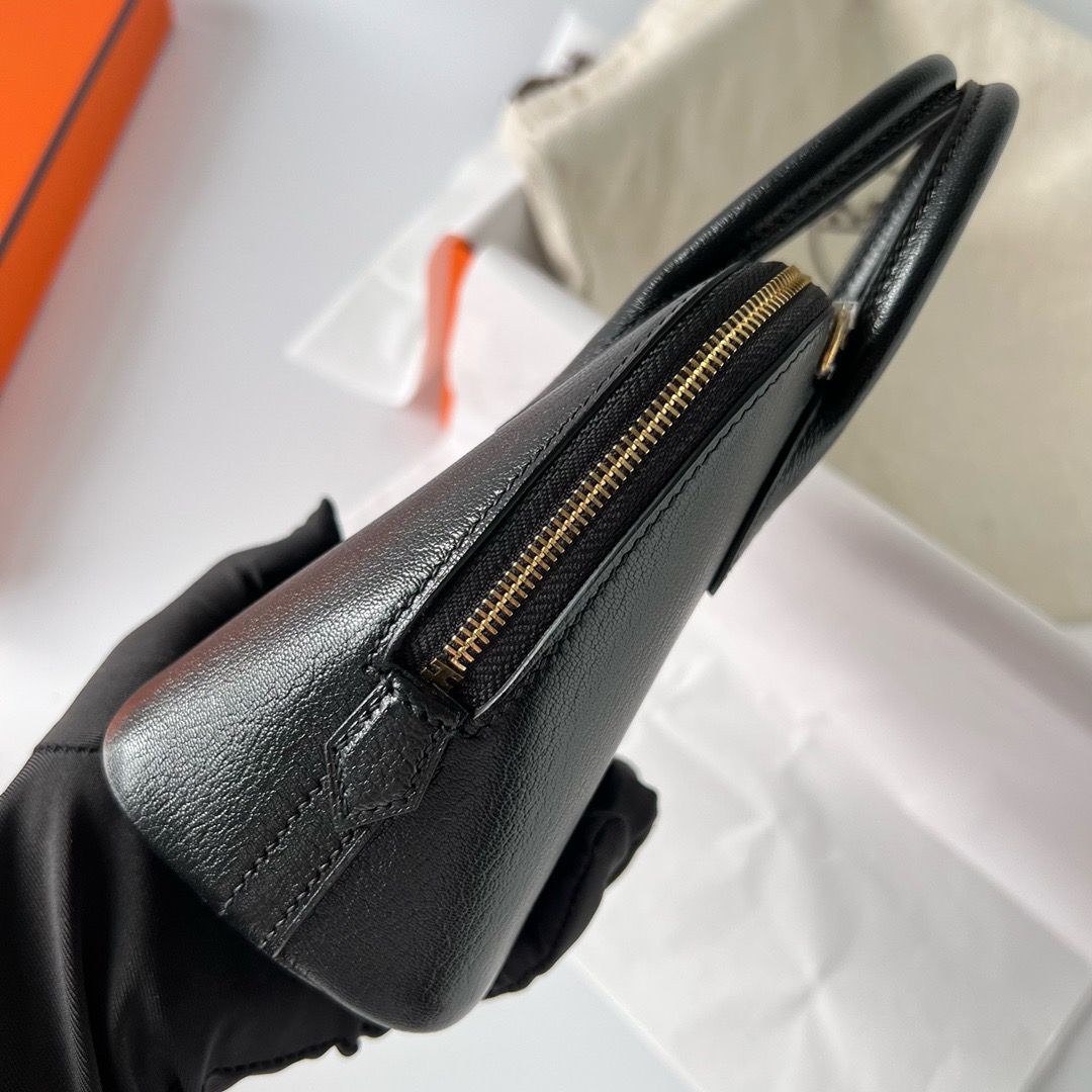 Hermes Bolide 1923 Mini Handmade Bag In Black Chevre Mysore Leather - Image 4