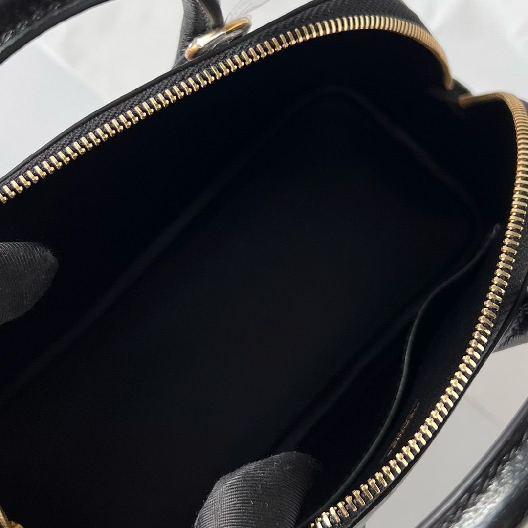 Hermes Bolide 1923 Mini Handmade Bag In Black Chevre Mysore Leather - Image 8