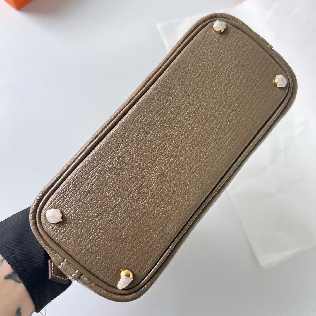 Hermes Bolide 1923 Mini Handmade Bag In Taupe Chevre Mysore Leather - Image 8