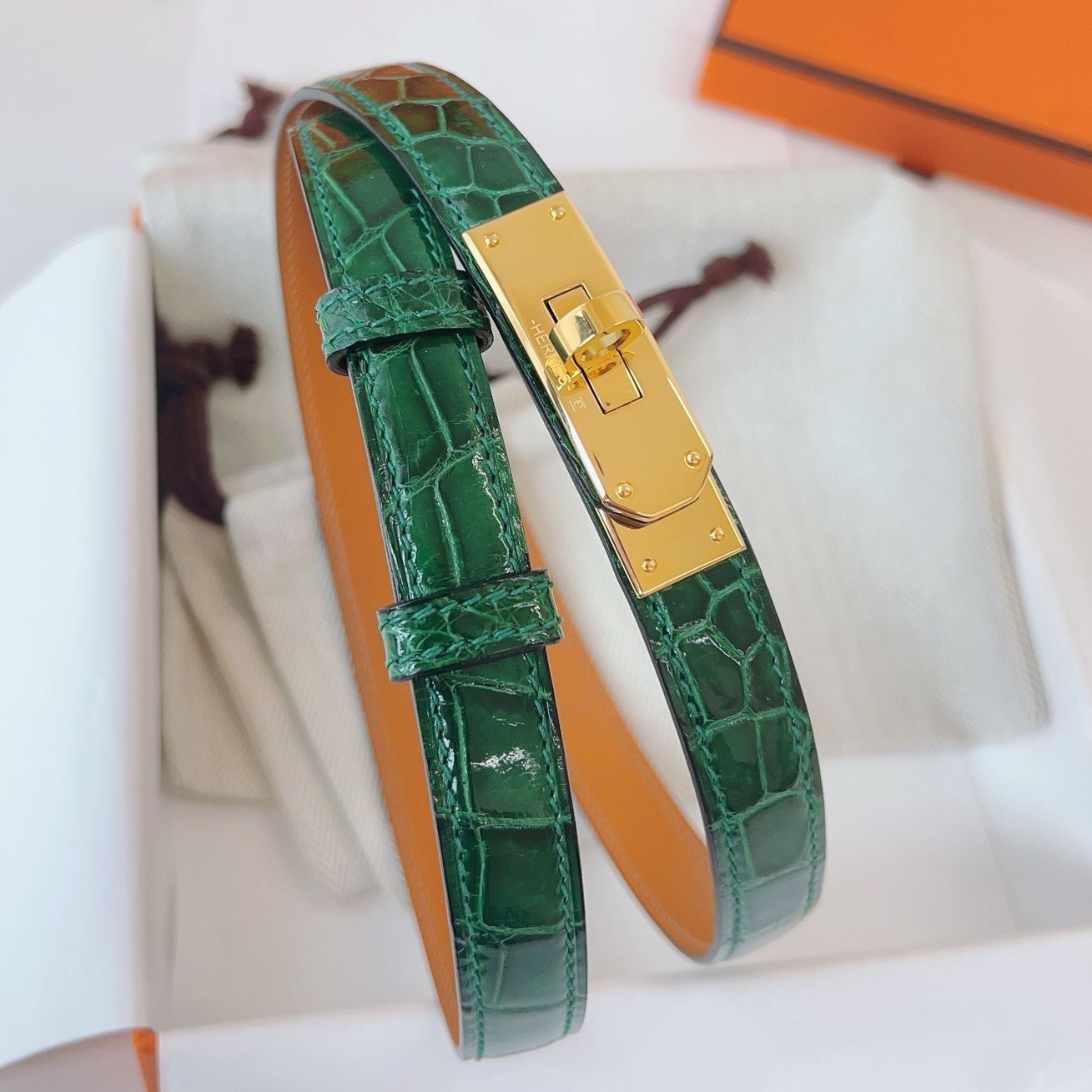 Hermes Kelly 18 Belt in Malachite Shiny Alligator Leather
