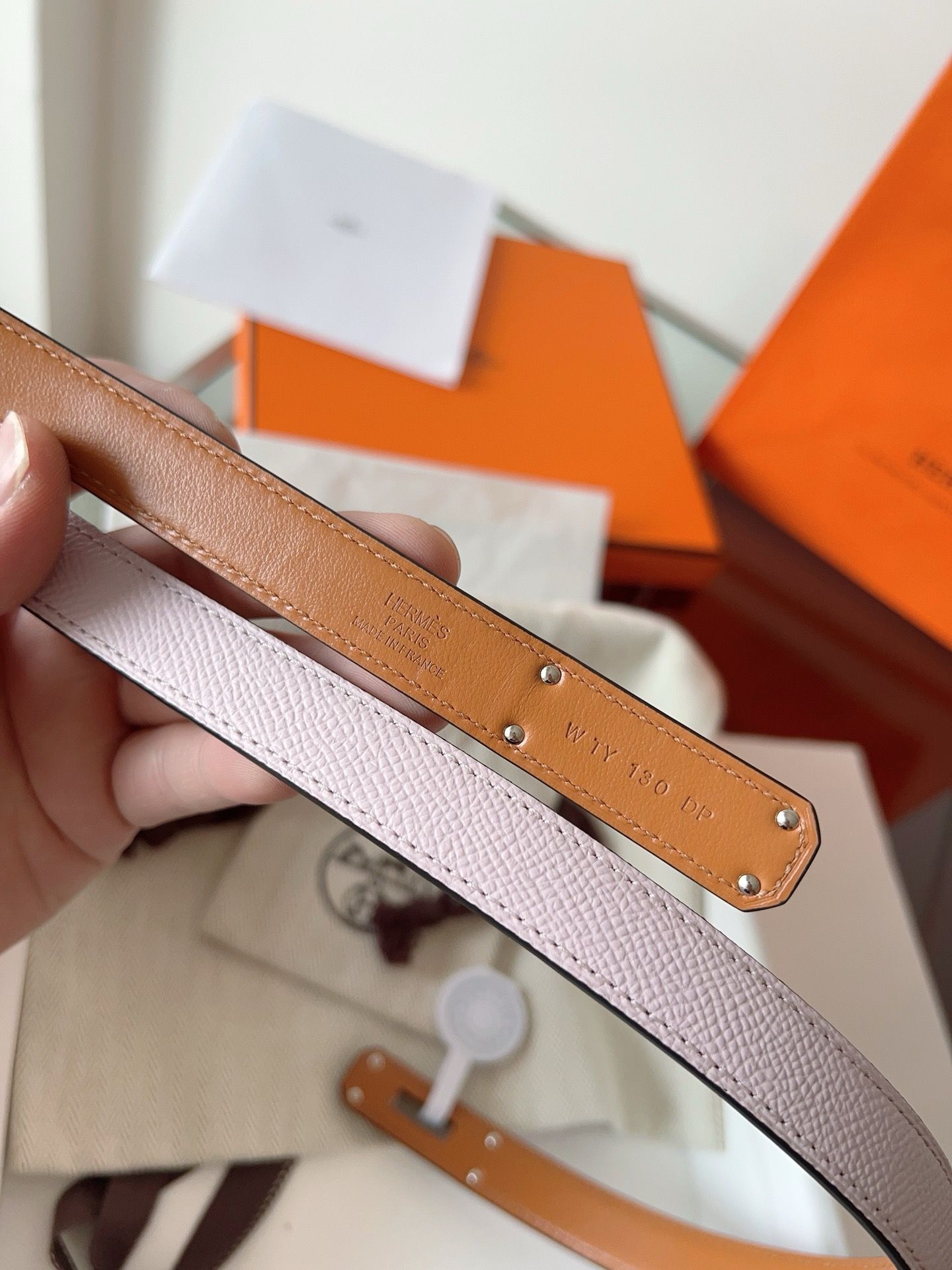 Hermes Kelly 18 Belt in Maupe Pale Epsom Leather - Image 8