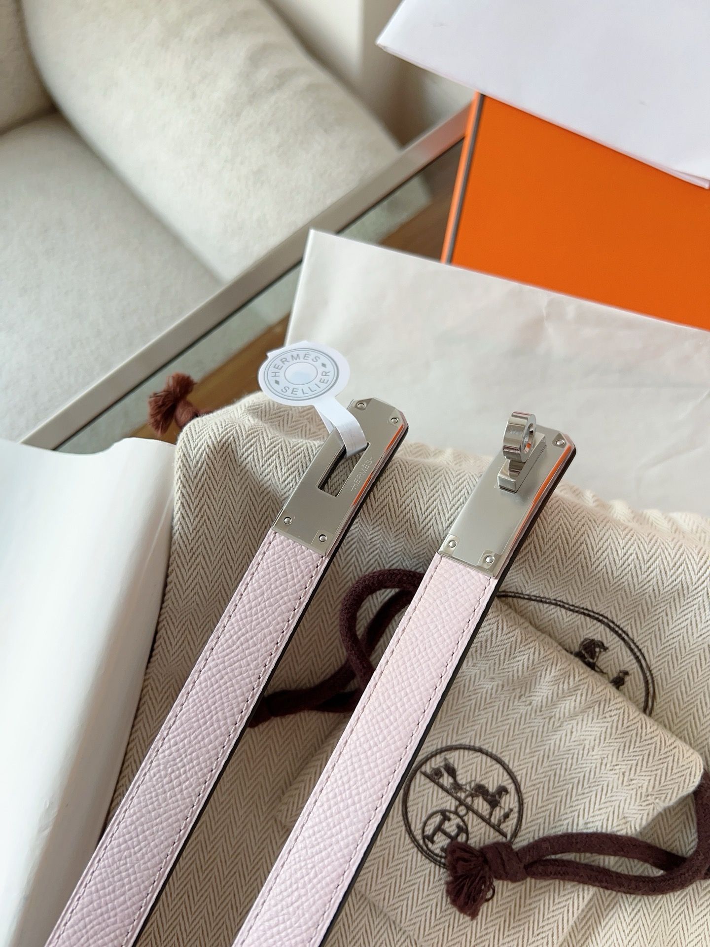 Hermes Kelly 18 Belt in Maupe Pale Epsom Leather - Image 9