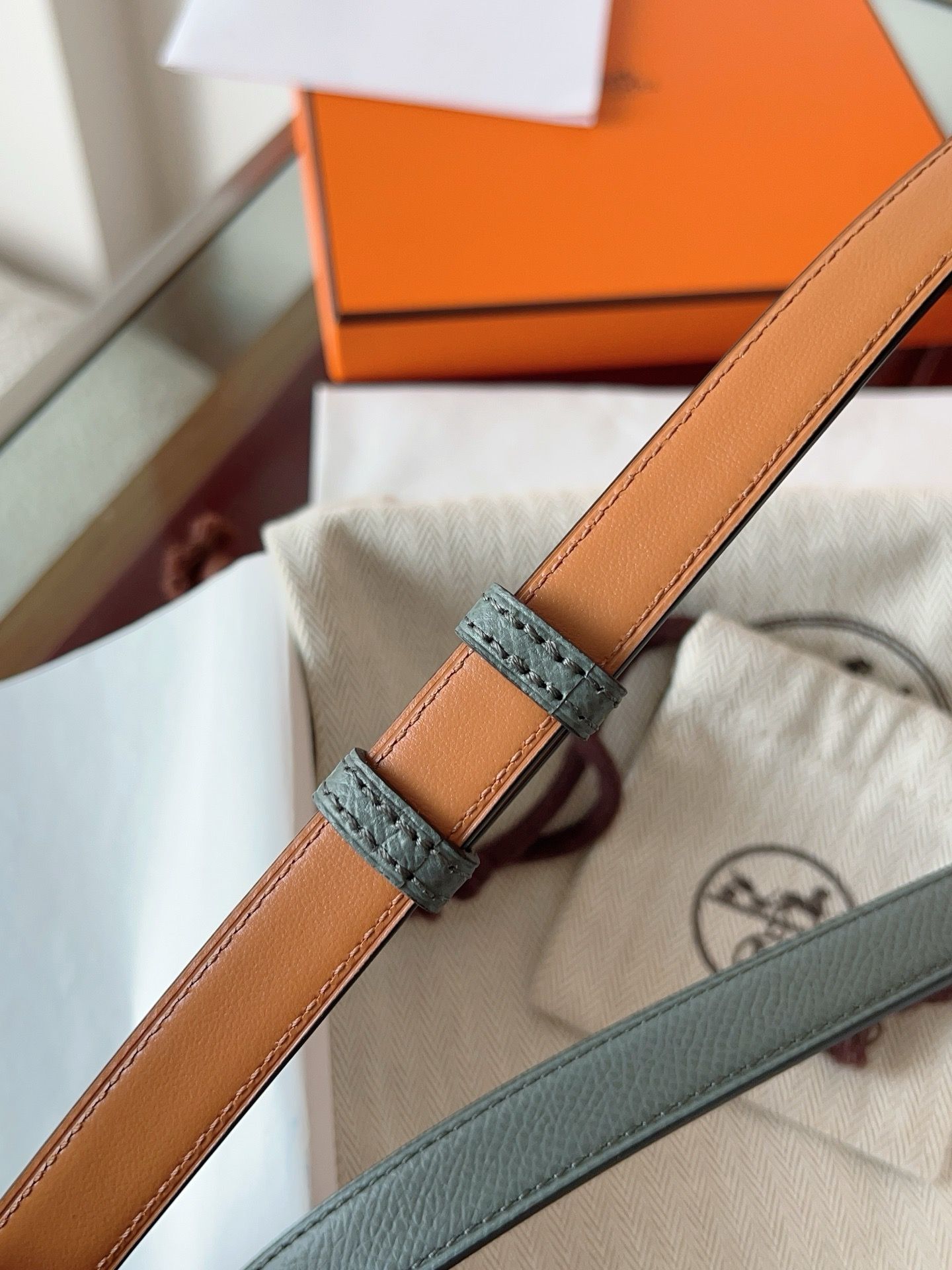 Hermes Kelly 18 Belt in Vert Amanda Epsom Leather - Image 3