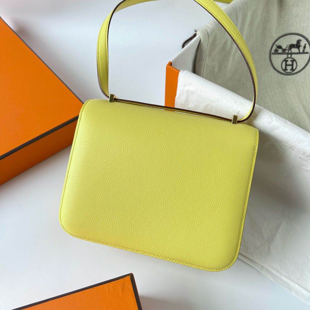 Hermes Constance 18 Handmade Bag In Lime Evercolor Calfskin - Image 4