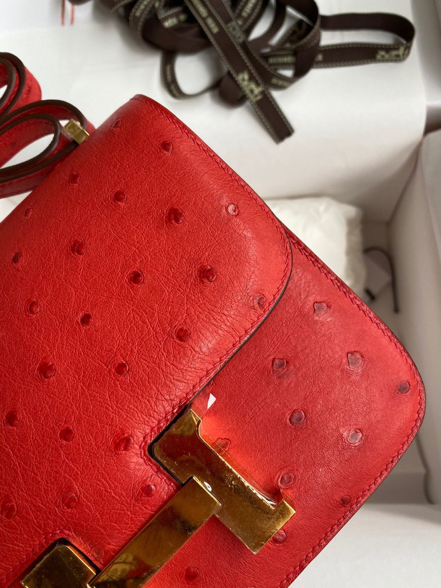 Hermes Constance 18 Handmade Bag In Red Ostrich Leather - Image 4