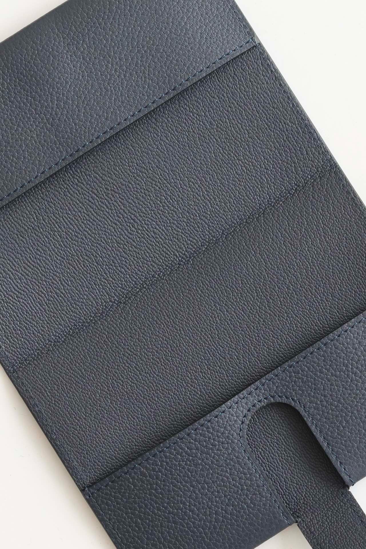 Hermes R.M.S Passport Holder in Blue Nuit Evercolor Calfskin - Image 10